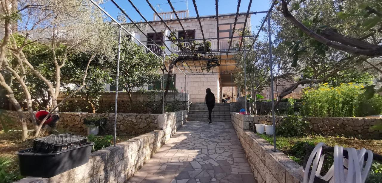 דירות Big House For 14 People In Centre Of לומבארדה מראה חיצוני תמונה